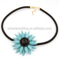 Green delicate ramel sunflower hawaii flower necklace